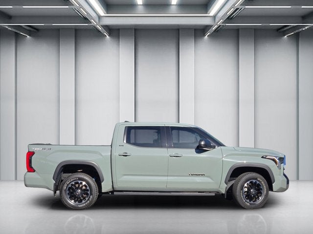 2023 Toyota Tundra 4WD SR5