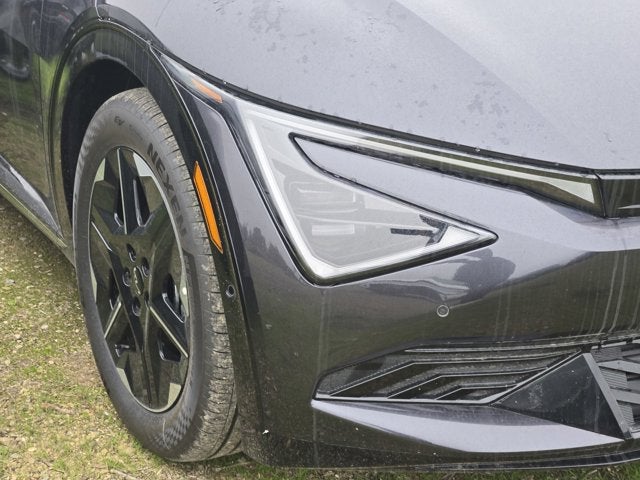 2025 Kia EV6 Wind