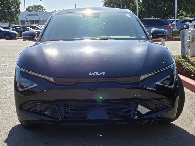 2025 Kia EV6 Wind