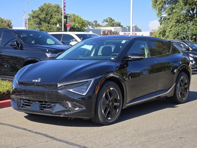 2025 Kia EV6 Wind