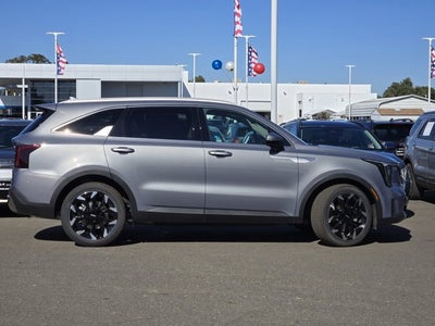2025 Kia Sorento EX