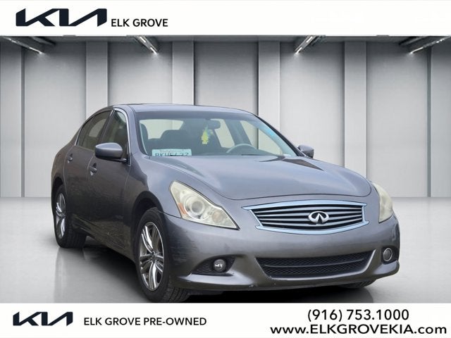 2011 INFINITI G25 Sedan x