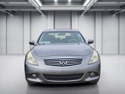 2011 INFINITI G25 Sedan x