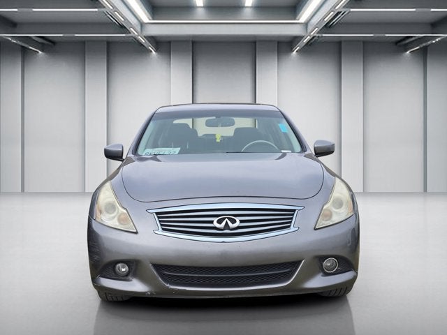 2011 INFINITI G25 Sedan x