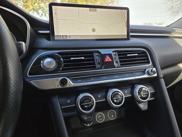 2022 Genesis G70 2.0T