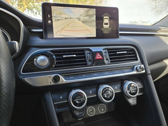 2022 Genesis G70 2.0T