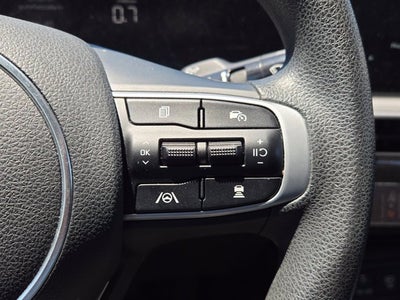 2025 Kia K5 LXS