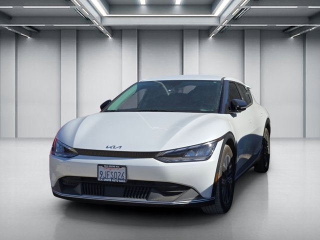 2023 Kia EV6 Light