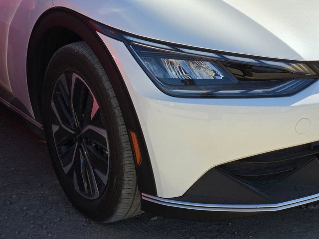 2023 Kia EV6 Light