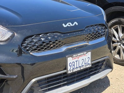 2022 Kia Niro LXS