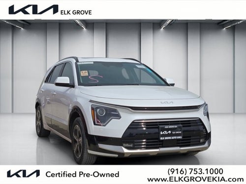 2023 Kia Niro SX