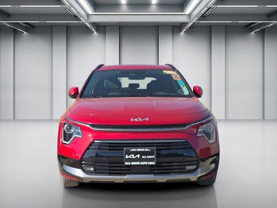 2023 Kia Niro SX