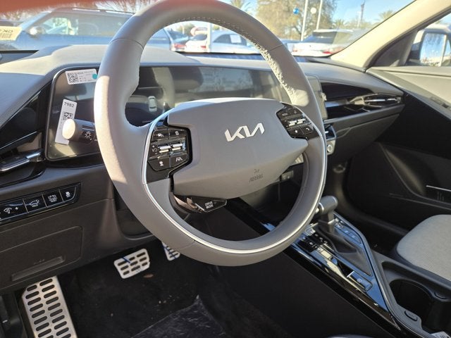 2025 Kia Niro SX Touring