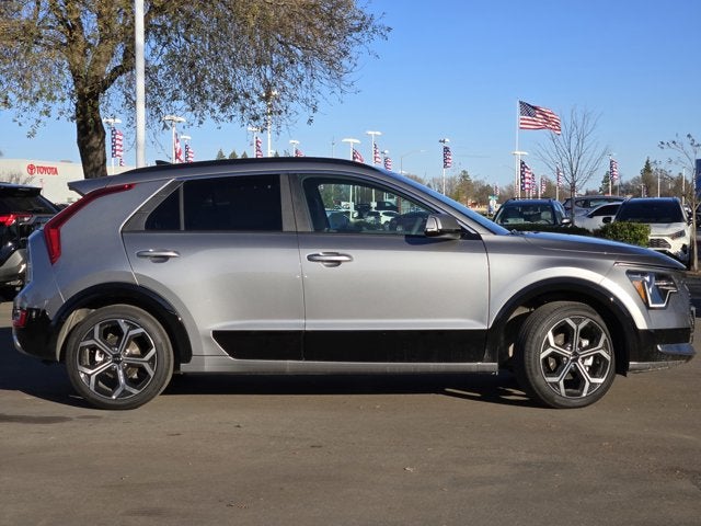 2025 Kia Niro SX Touring
