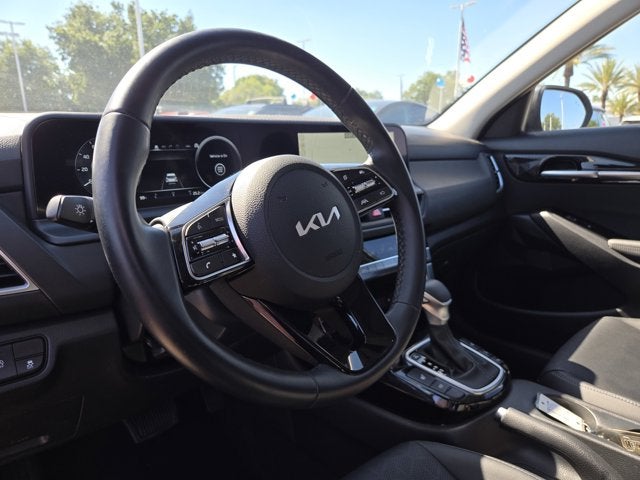 2025 Kia Seltos EX