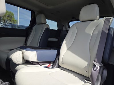 2025 Kia Carnival Hybrid SX