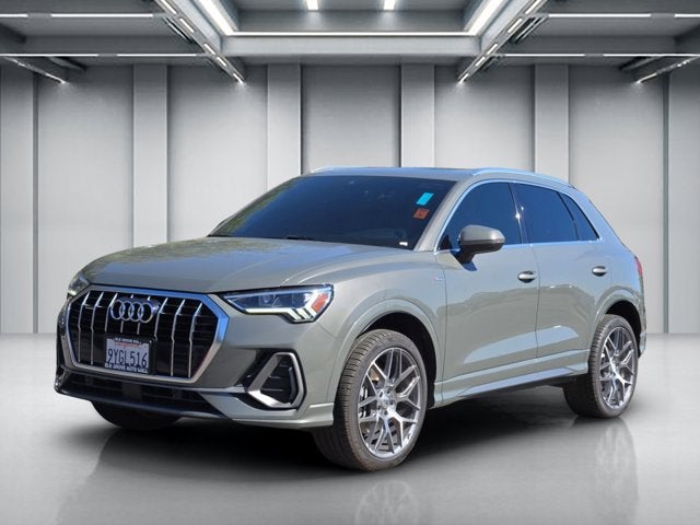2020 Audi Q3 S line Premium Plus