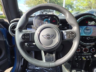 2023 MINI Hardtop 2 Door Hatchback