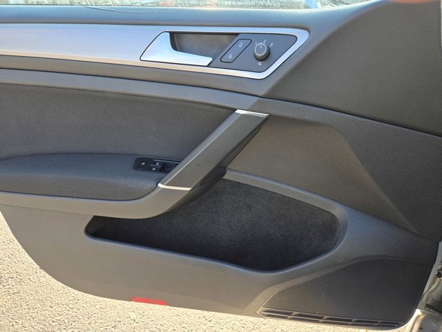 2015 Volkswagen e-Golf Limited Edition