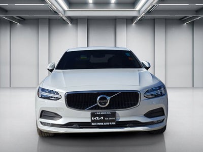 2017 Volvo S90 Momentum