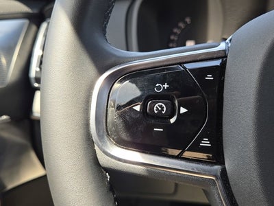 2023 Volvo XC90 Recharge Plug-In Hybrid Ultimate Bright Theme