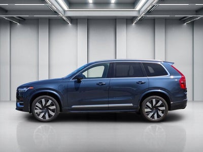 2023 Volvo XC90 Recharge Plug-In Hybrid Ultimate Bright Theme
