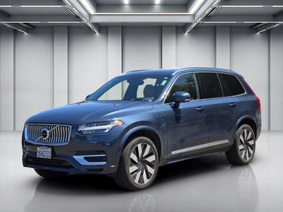 2023 Volvo XC90 Recharge Plug-In Hybrid Ultimate Bright Theme