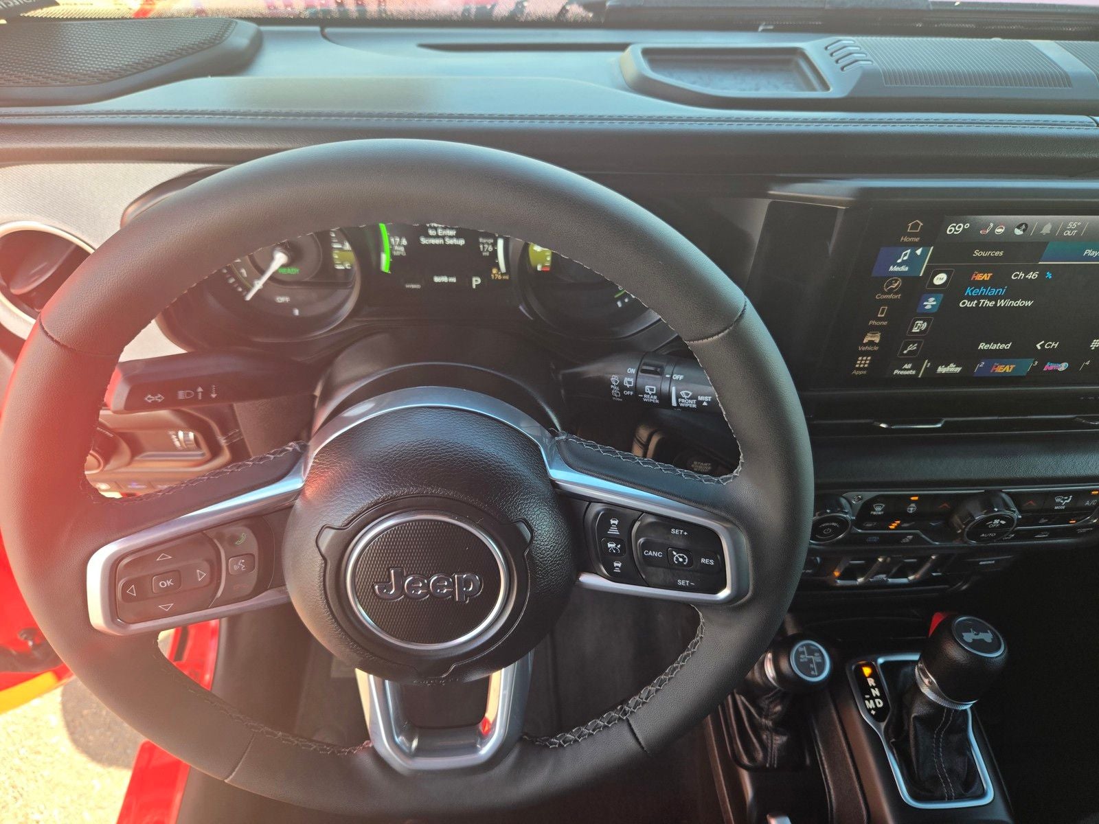 2025 Jeep Wrangler Sahara 4xe