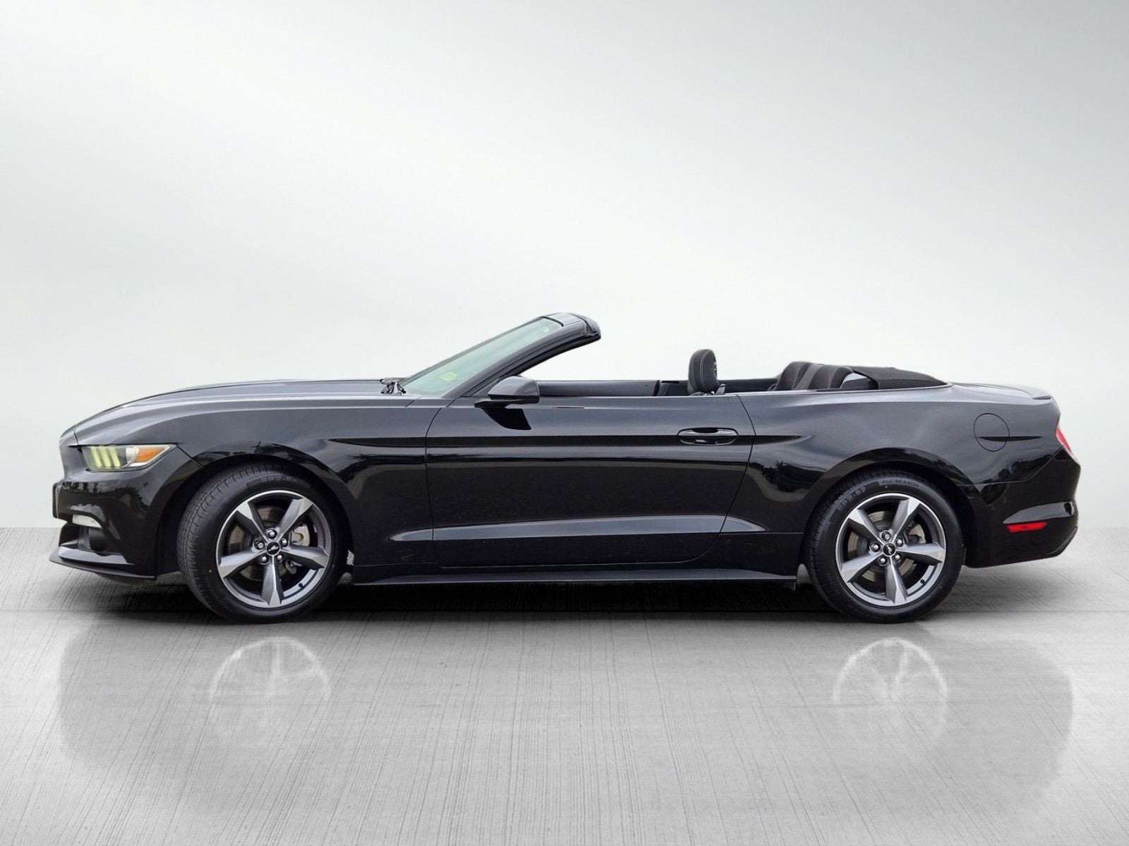 2015 Ford Mustang V6