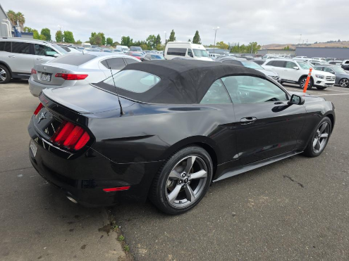 2015 Ford Mustang V6