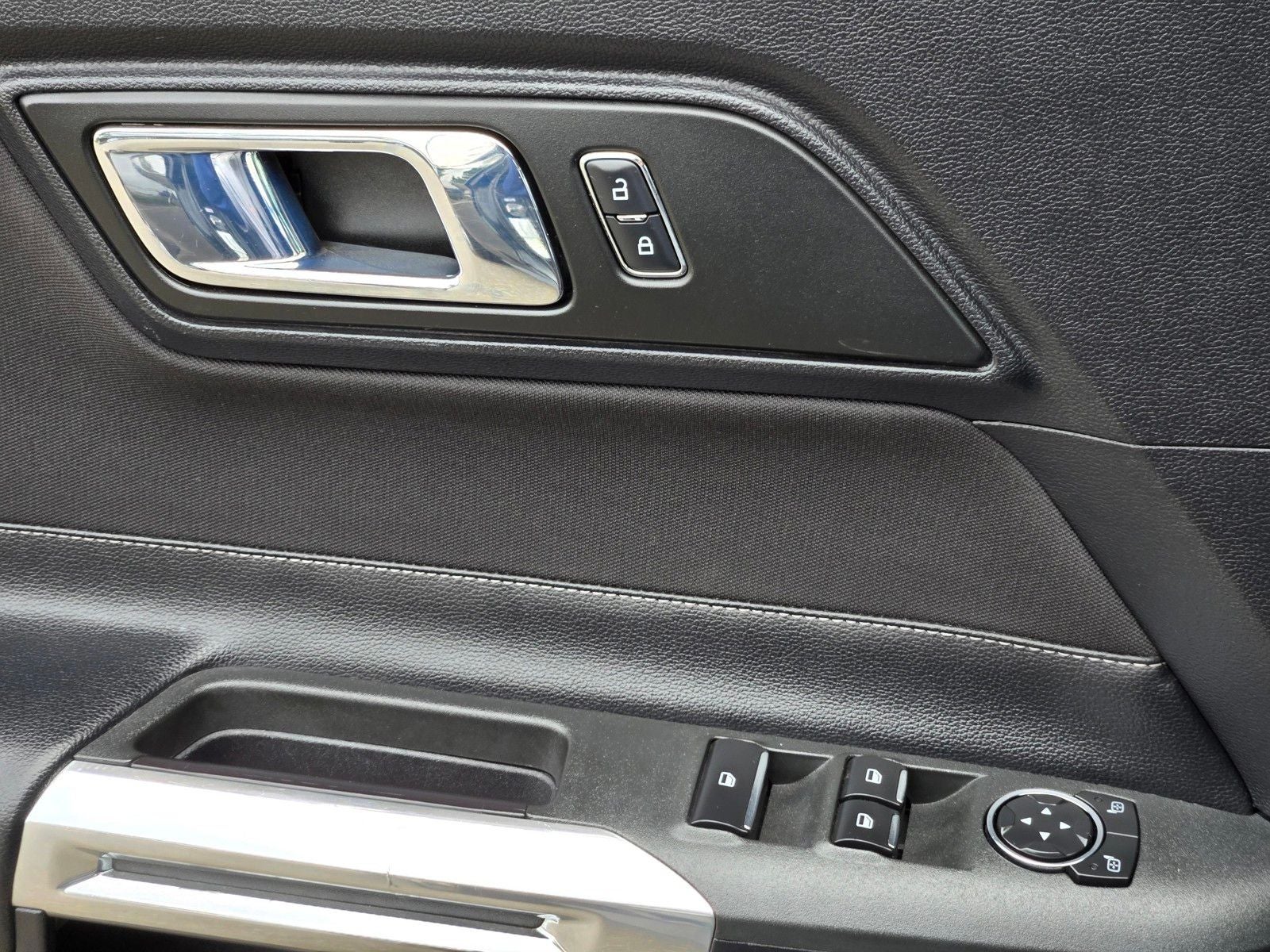 2015 Ford Mustang V6