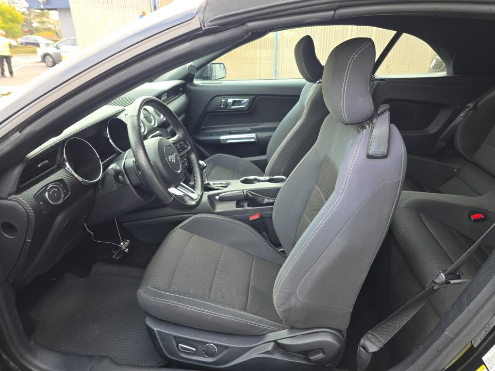 2015 Ford Mustang V6