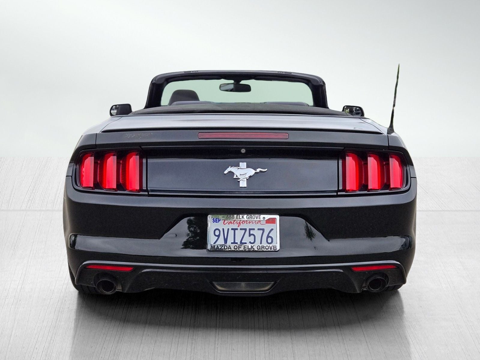 2015 Ford Mustang V6