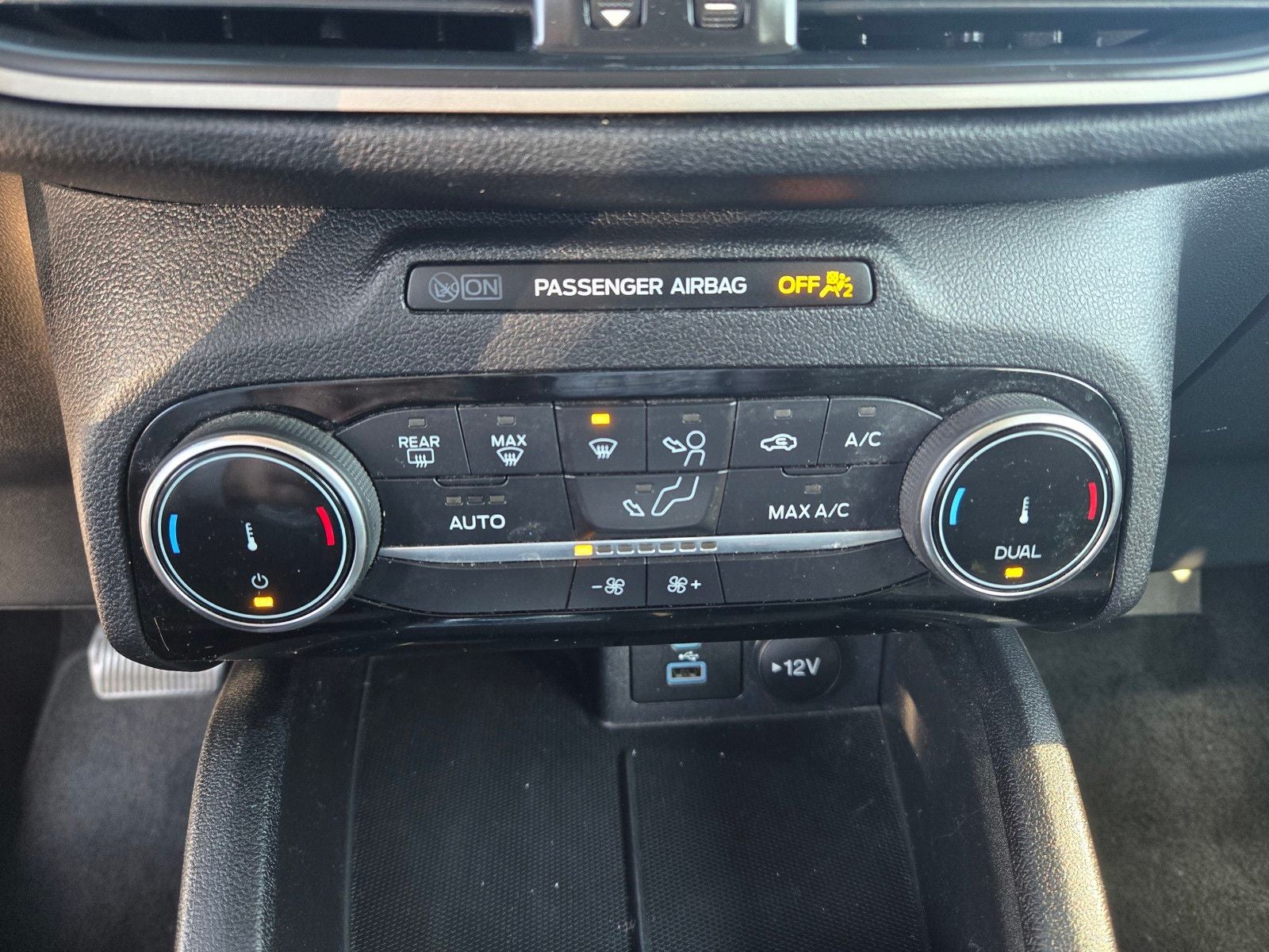 2022 Ford Escape SE Hybrid