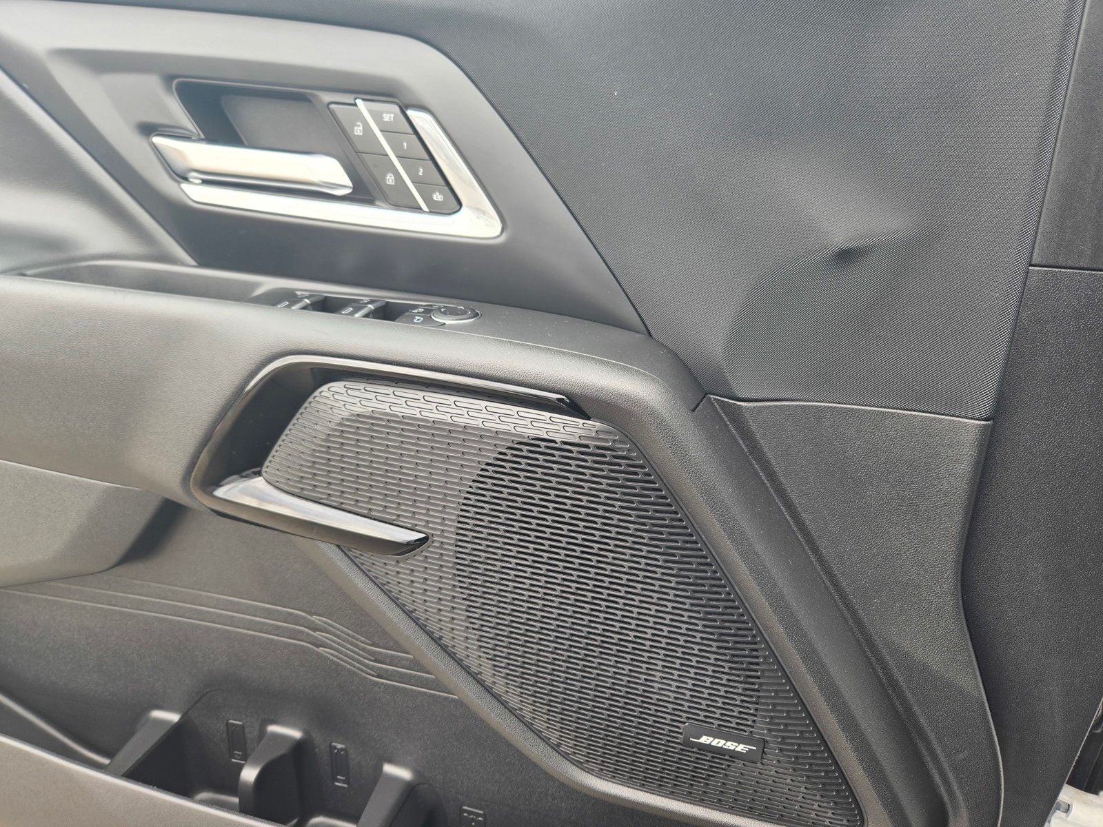 2025 Chevrolet Silverado EV LT