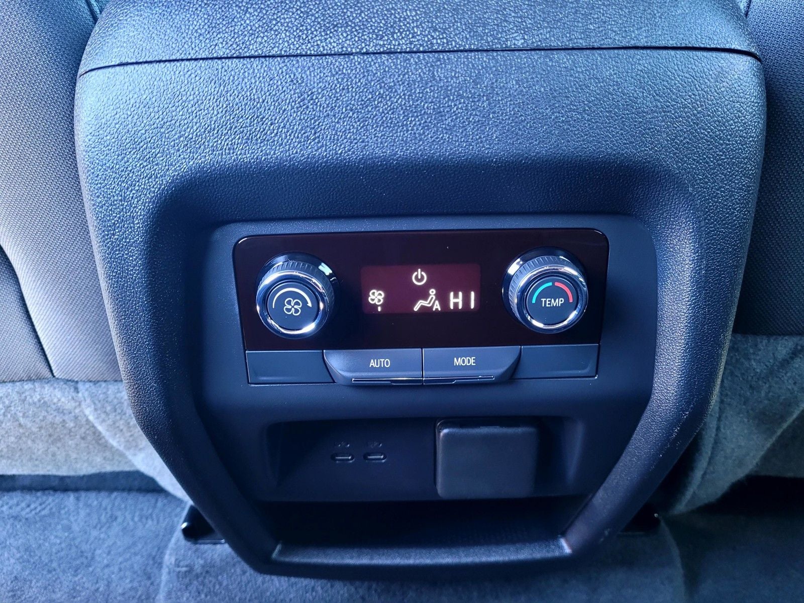 2024 Chevrolet Traverse LT 2LT