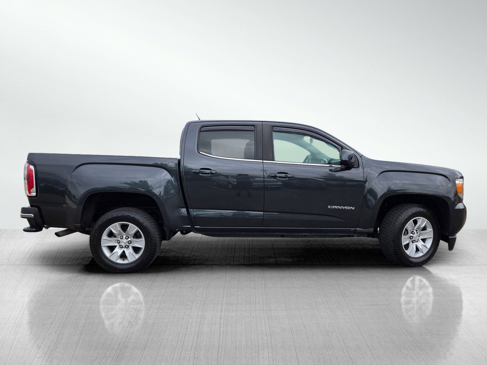 2018 GMC Canyon SLE1
