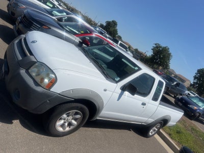 2002 Nissan Frontier XE