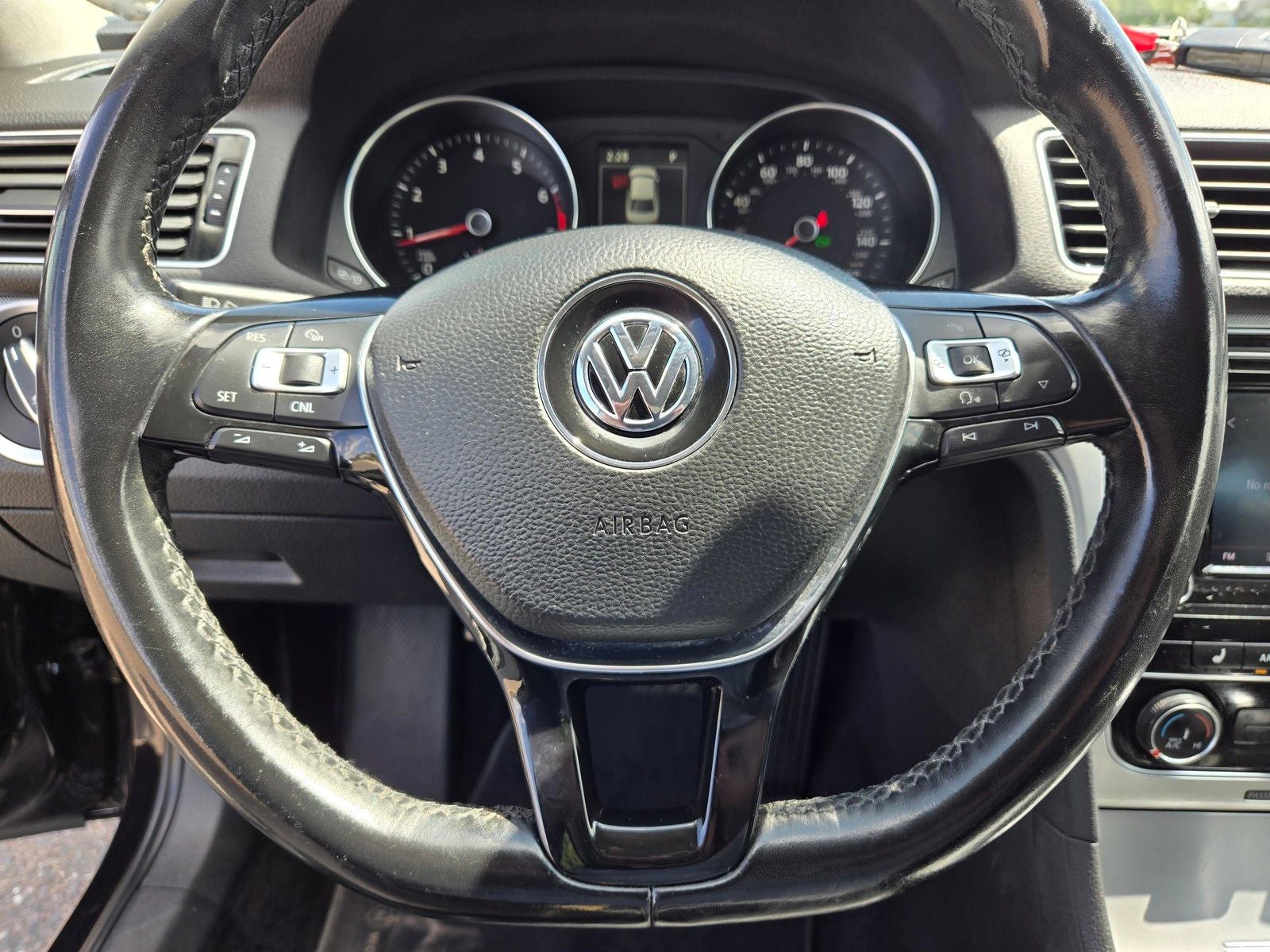 2019 Volkswagen Passat 2.0T Wolfsburg