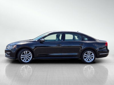 2019 Volkswagen Passat 2.0T Wolfsburg