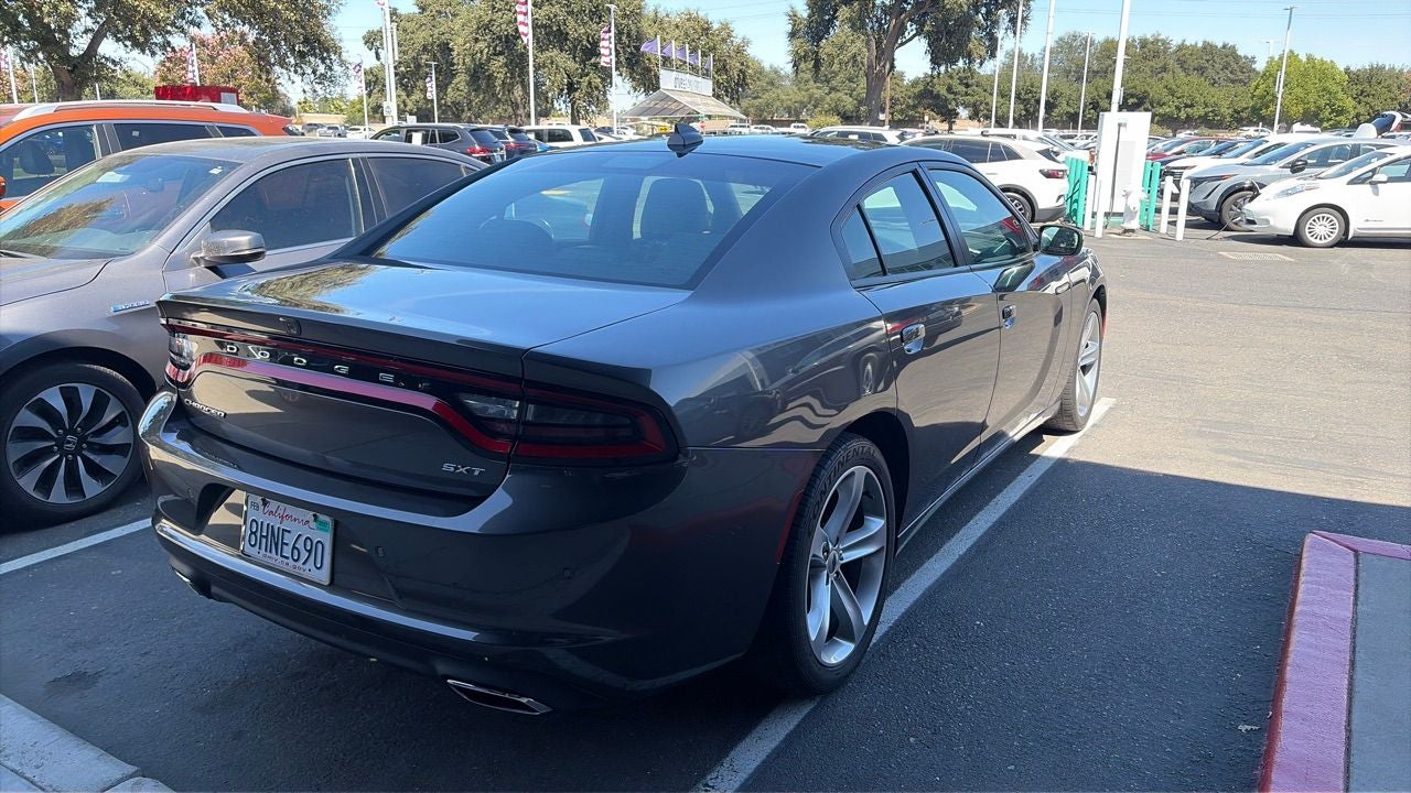 2018 Dodge Charger SXT Plus
