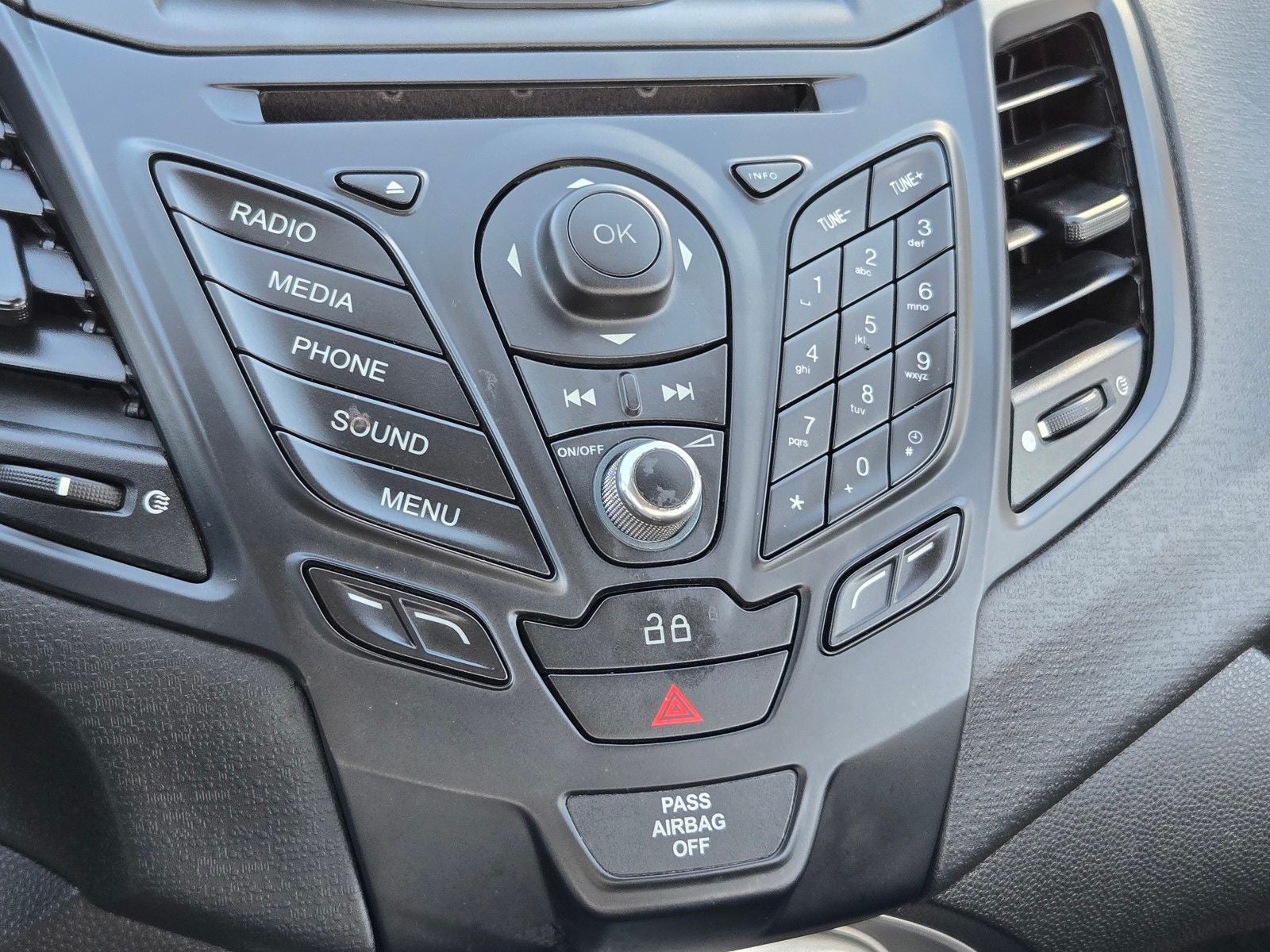 2015 Ford Fiesta SE