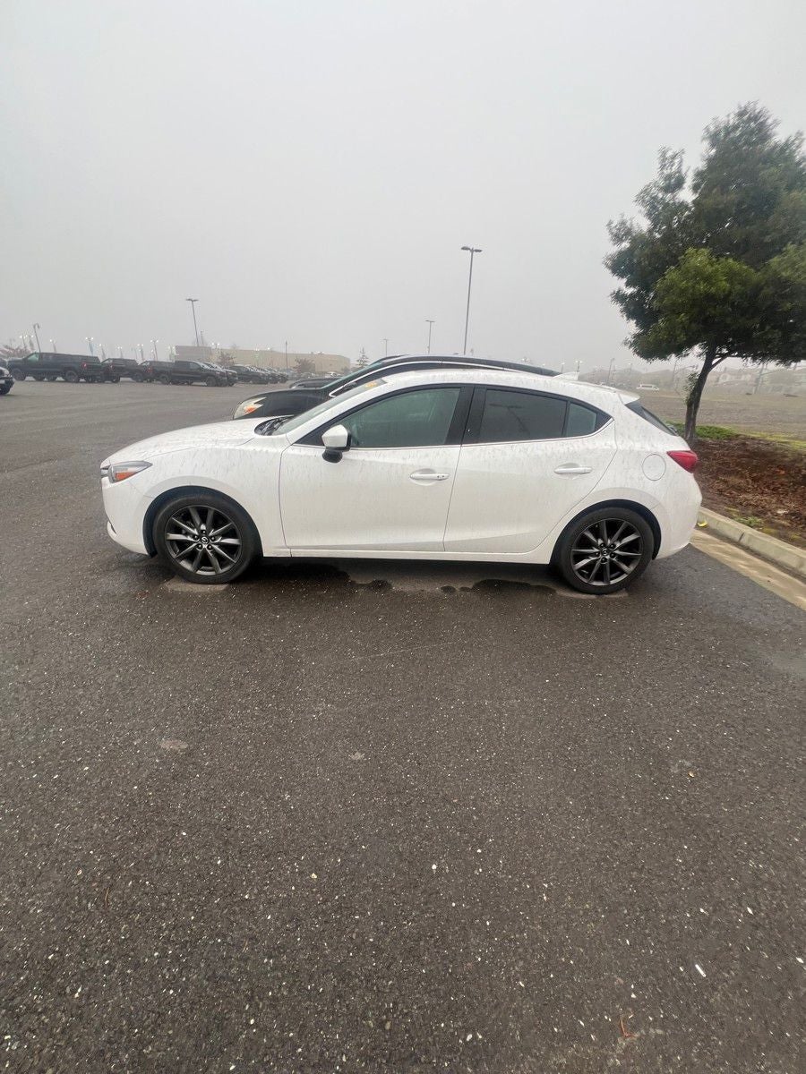 2018 Mazda Mazda3 Touring