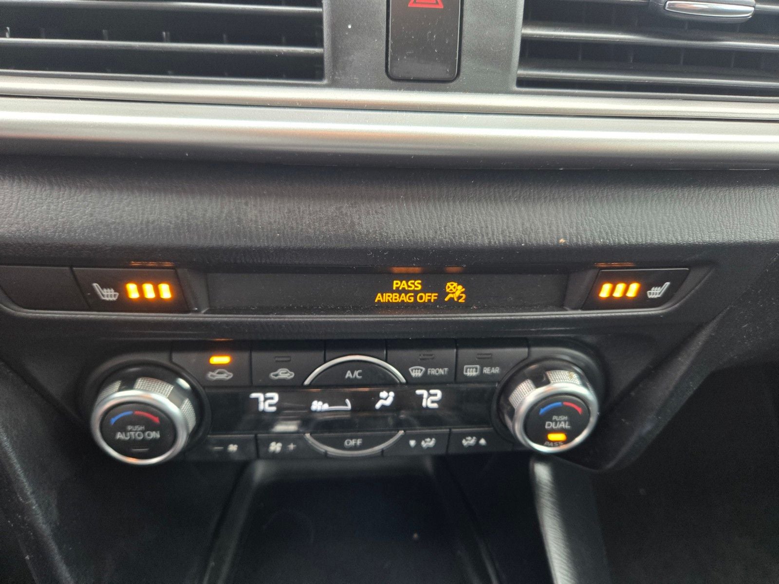 2018 Mazda Mazda3 Touring