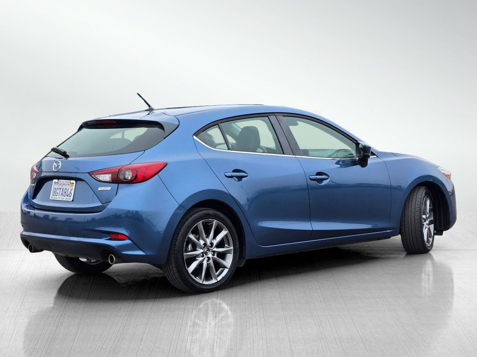 2018 Mazda Mazda3 Touring