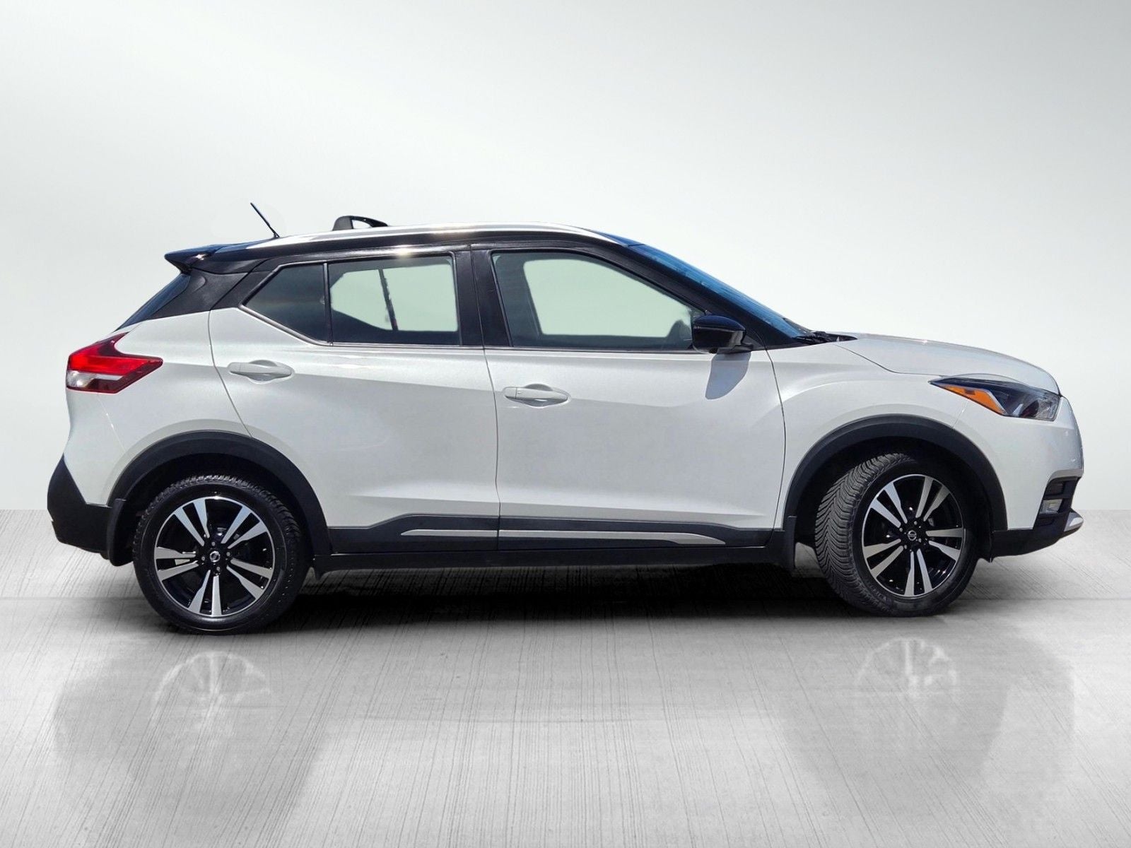 2018 Nissan Kicks SR