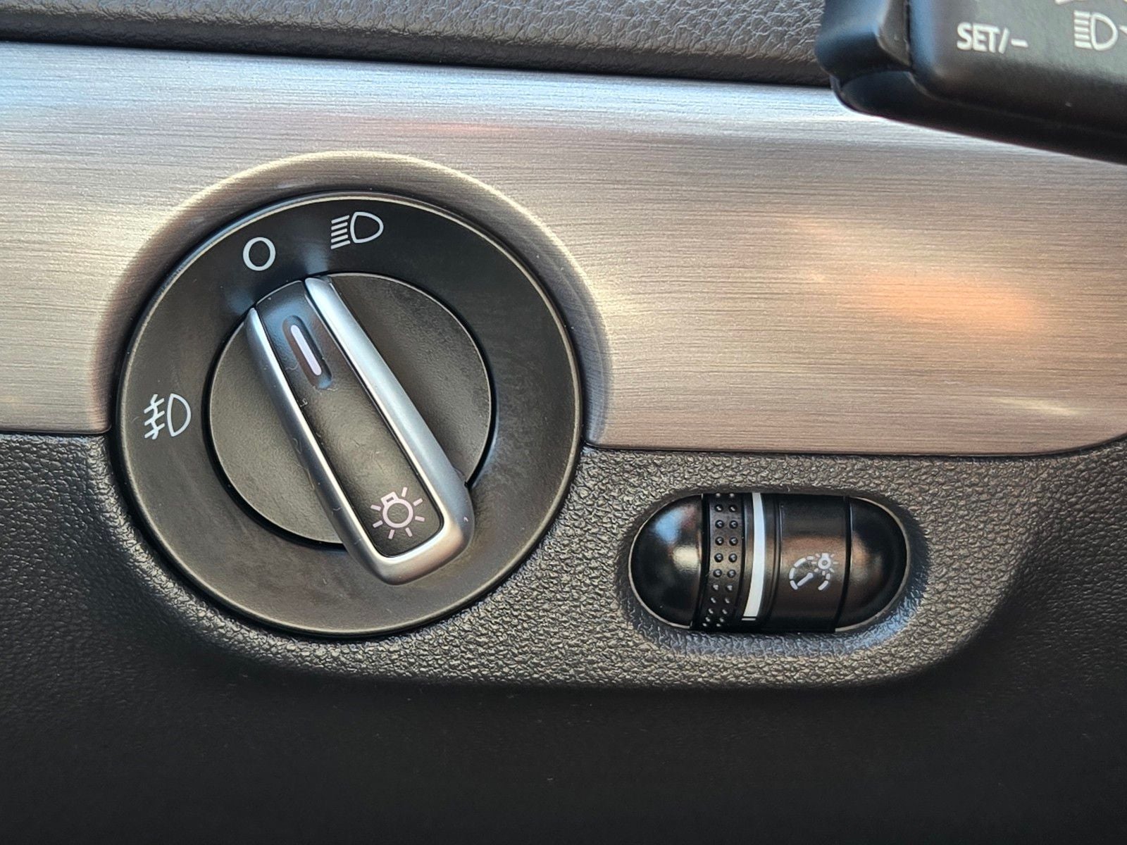 2013 Volkswagen Jetta SEL 2.5
