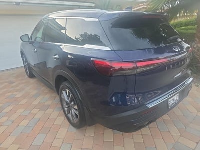2023 INFINITI QX60 LUXE
