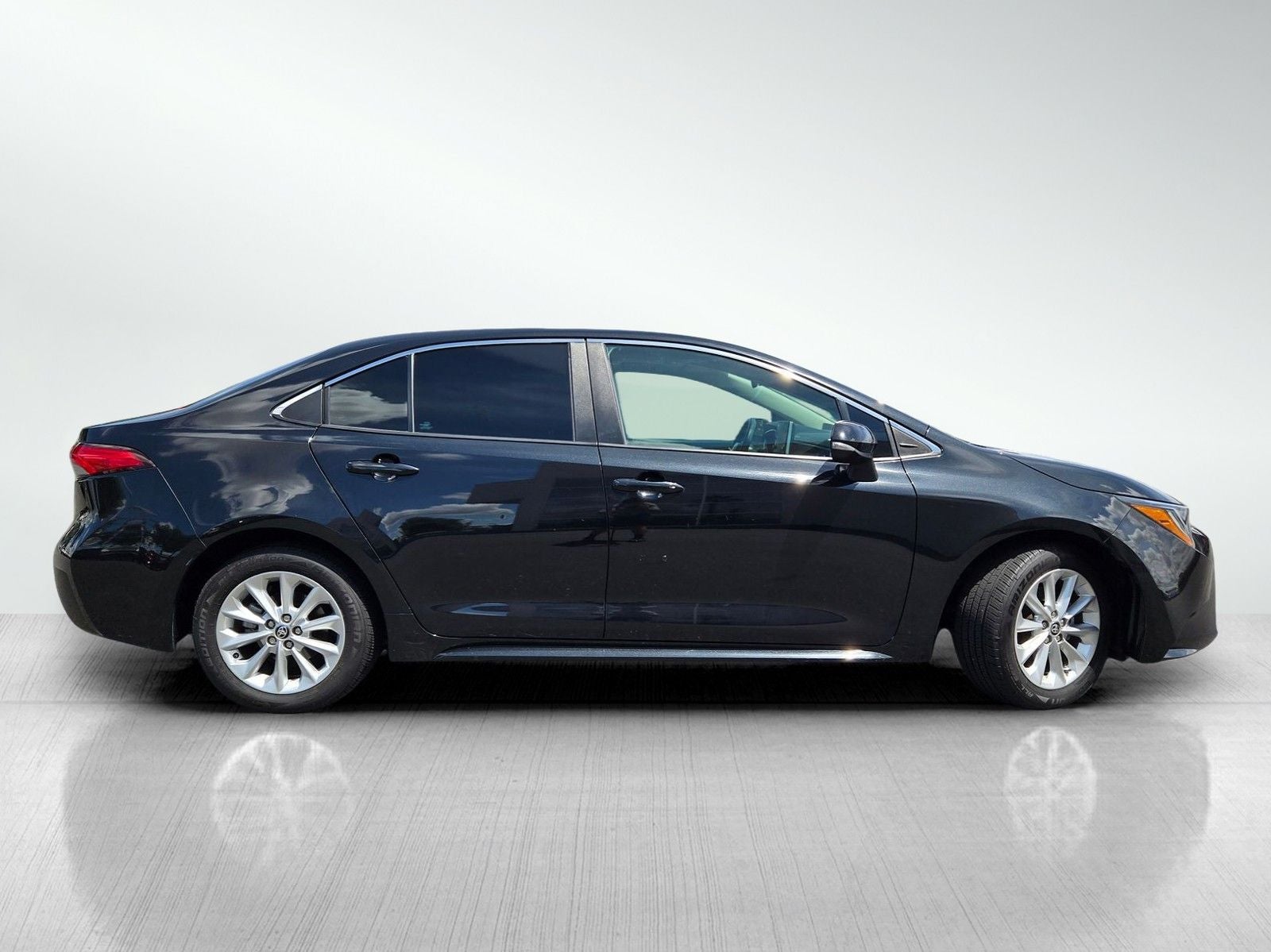 2020 Toyota Corolla XLE