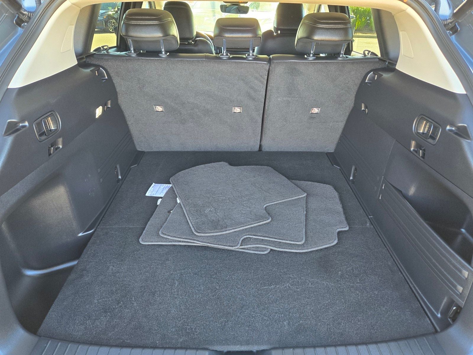 2025 Mazda Mazda CX-50 Hybrid Premium